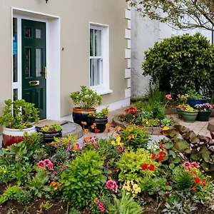 Bed and breakfast Plougastel House, Westport